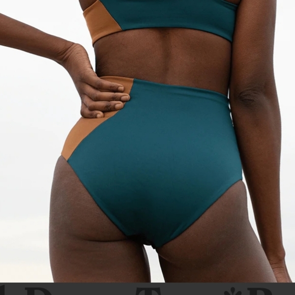 Left On Friday party waves high rise bikini bottoms size M - Picture 3 of 3